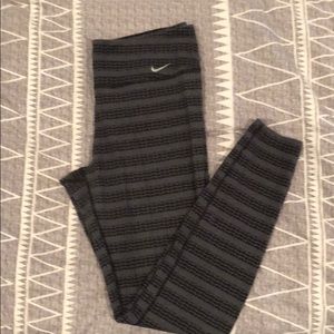 Nike leggings